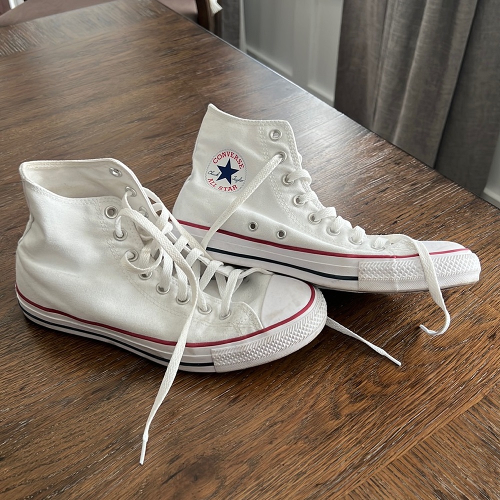 Converse All-Star. WIDE fit.
